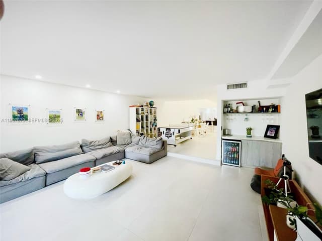 20444 NE 34th Ct # 12, Aventura FL 33180 - Aventura, FL - Photo 4