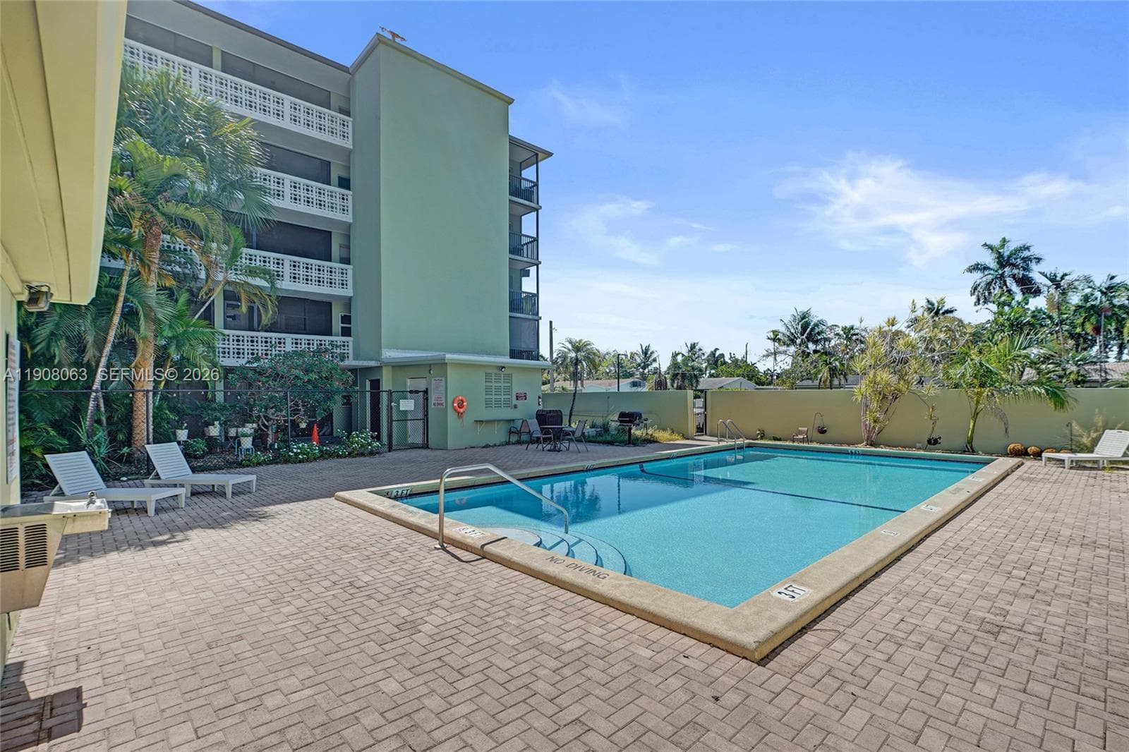 1425 Arthur St # 301A, Hollywood FL 33020