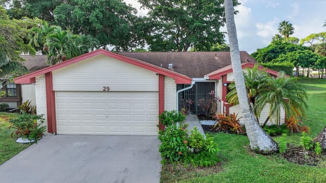 29 FAWLKLAND Circle, Boynton Beach FL 33426 - Boynton Beach, FL - Photo 3