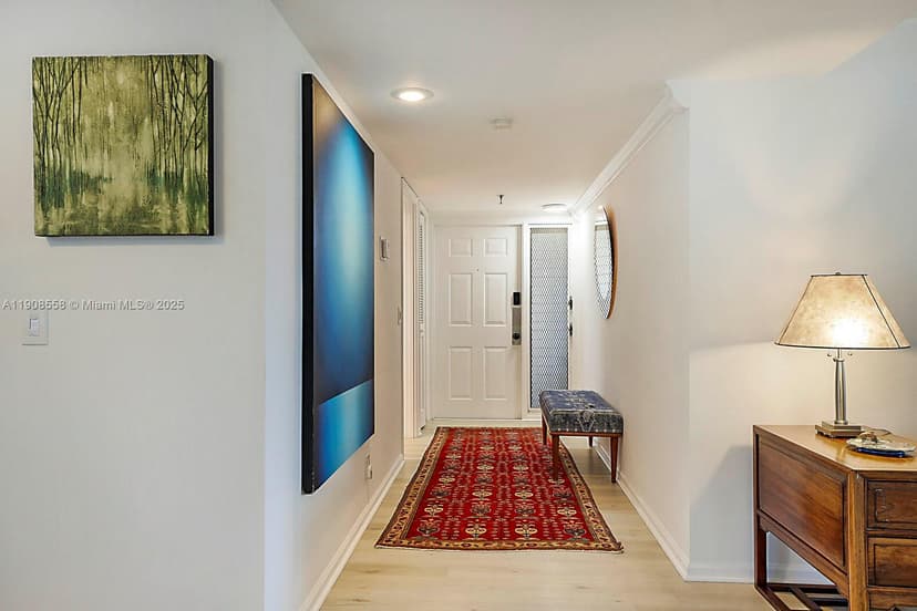 5390 Woodland Lakes Dr # 301, Palm Beach Gardens FL 33418