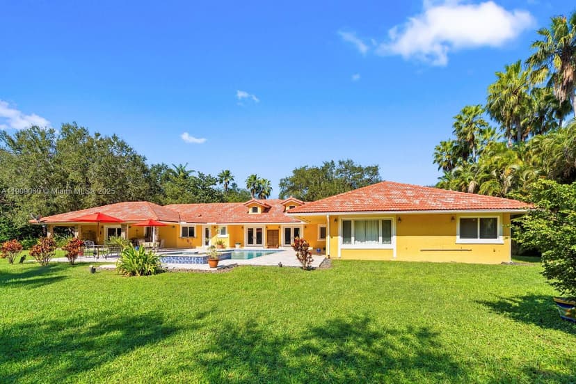 6500 SW 127th St, Pinecrest FL 33156