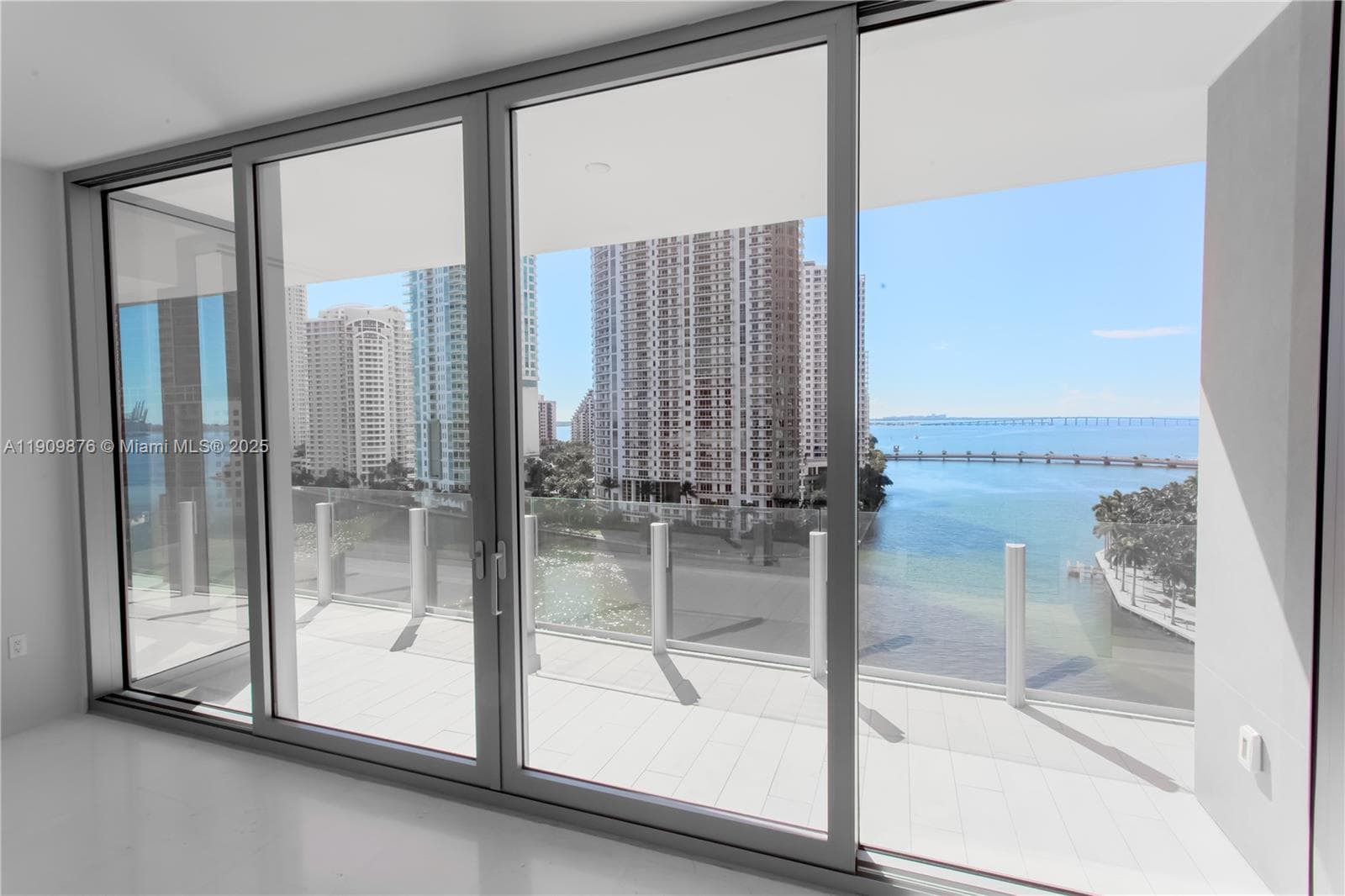 300 Biscayne Blvd Way # 1003, Miami FL 33131 - Miami, FL - Photo 1