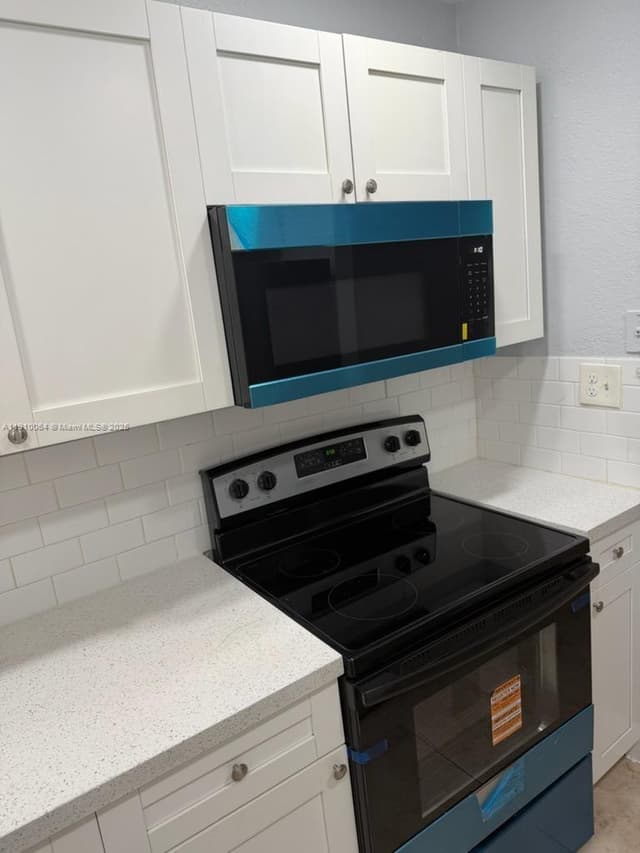1805 W 56th St # 412, Hialeah FL 33012 - Hialeah, FL - Photo 6