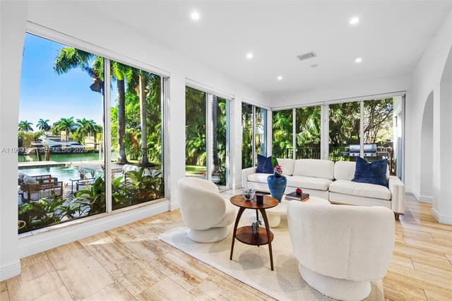 6300 Allison Rd, Miami Beach FL 33141 - Miami Beach, FL - Photo 7