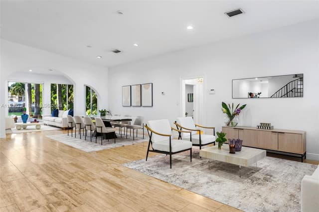 6300 Allison Rd, Miami Beach FL 33141 - Miami Beach, FL - Photo 5