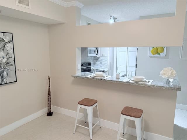 17150 N Bay Rd # 2102, Sunny Isles Beach FL 33160 - Sunny Isles Beach, FL - Photo 4