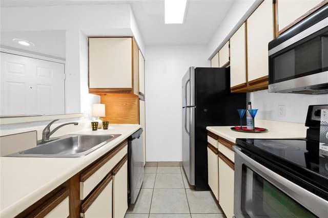 2906 S University Drive # 10204, Davie FL 33328 - Davie, FL - Photo 4