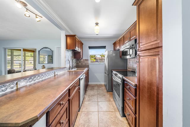 510 High Point Drive # D, Delray Beach FL 33445 - Delray Beach, FL - Photo 4