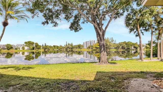 6405 W Oakland Park Blvd # 2, Lauderhill FL 33313 - Lauderhill, FL - Photo 6