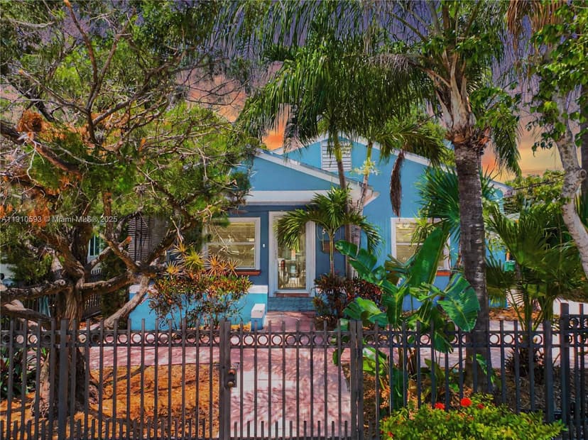 561 NW 53rd St, Miami FL 33127