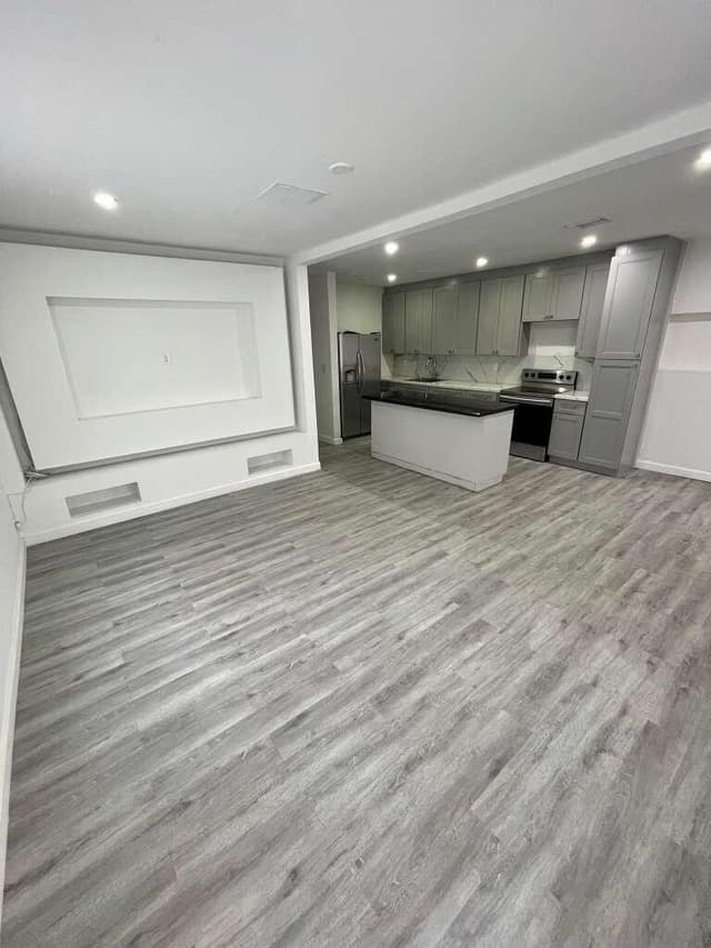 1300 NE 182nd Street, North Miami Beach FL 33162 - North Miami Beach, FL - Photo 3