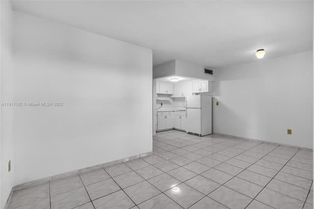 1330 W 54th St # 302C, Hialeah FL 33012 - Hialeah, FL - Photo 4