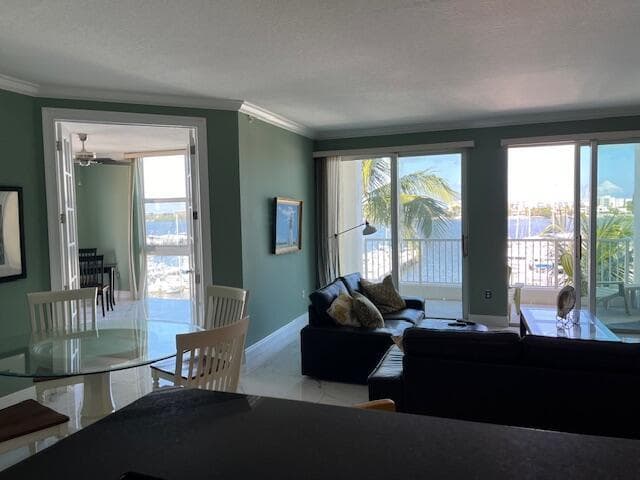 806 E Windward Way # 401, Lantana FL 33462