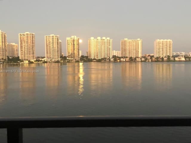 17720 N Bay Rd # 803, Sunny Isles Beach FL 33160 - Sunny Isles Beach, FL - Photo 2