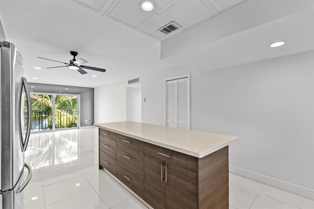809 W Oakland Park Boulevard # K12, Oakland Park FL 33311 - Oakland Park, FL - Photo 6