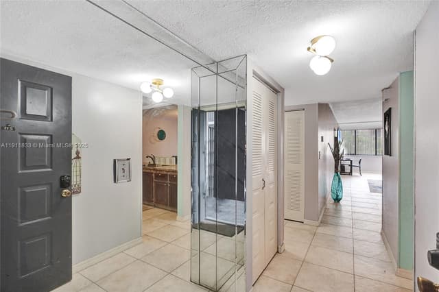 8010 Hampton Blvd # 211, North Lauderdale FL 33068 - North Lauderdale, FL - Photo 7