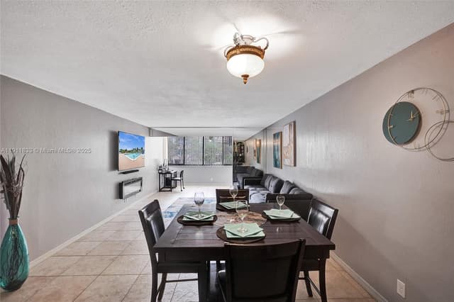 8010 Hampton Blvd # 211, North Lauderdale FL 33068 - North Lauderdale, FL - Photo 4