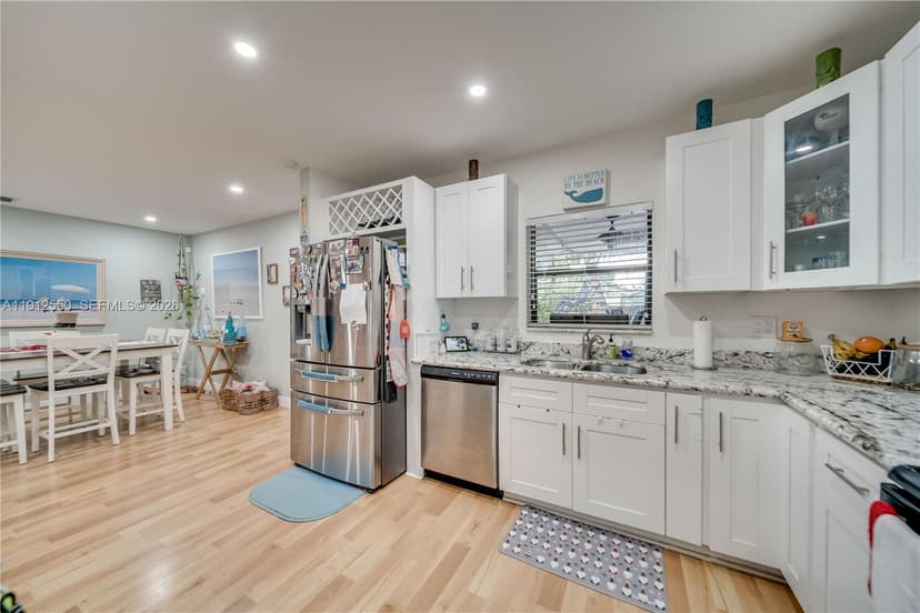 7440 Fillmore St, Hollywood FL 33024