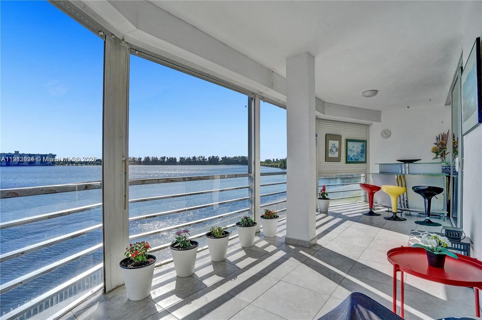 1000 NE 191st St # 21, Miami FL 33179 - Miami, FL - Photo 1