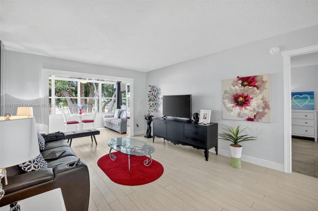 7817 Golf Circle Dr # 305, Margate FL 33063 - Margate, FL - Photo 4