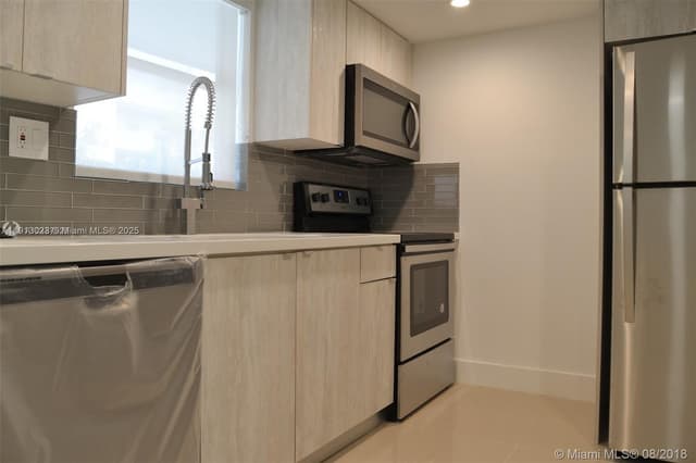 9375 Fontainebleau Blvd # L122, Miami FL 33172 - Miami, FL - Photo 6