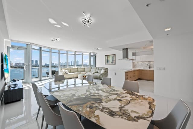17301 Biscayne Blvd # 811, North Miami Beach FL 33160 - North Miami Beach, FL - Photo 3