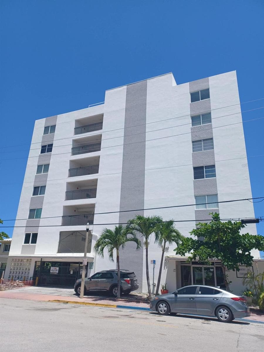 8001 N Crespi Boulevard # 2c, Miami Beach FL 33141 - Miami Beach, FL - Photo 1