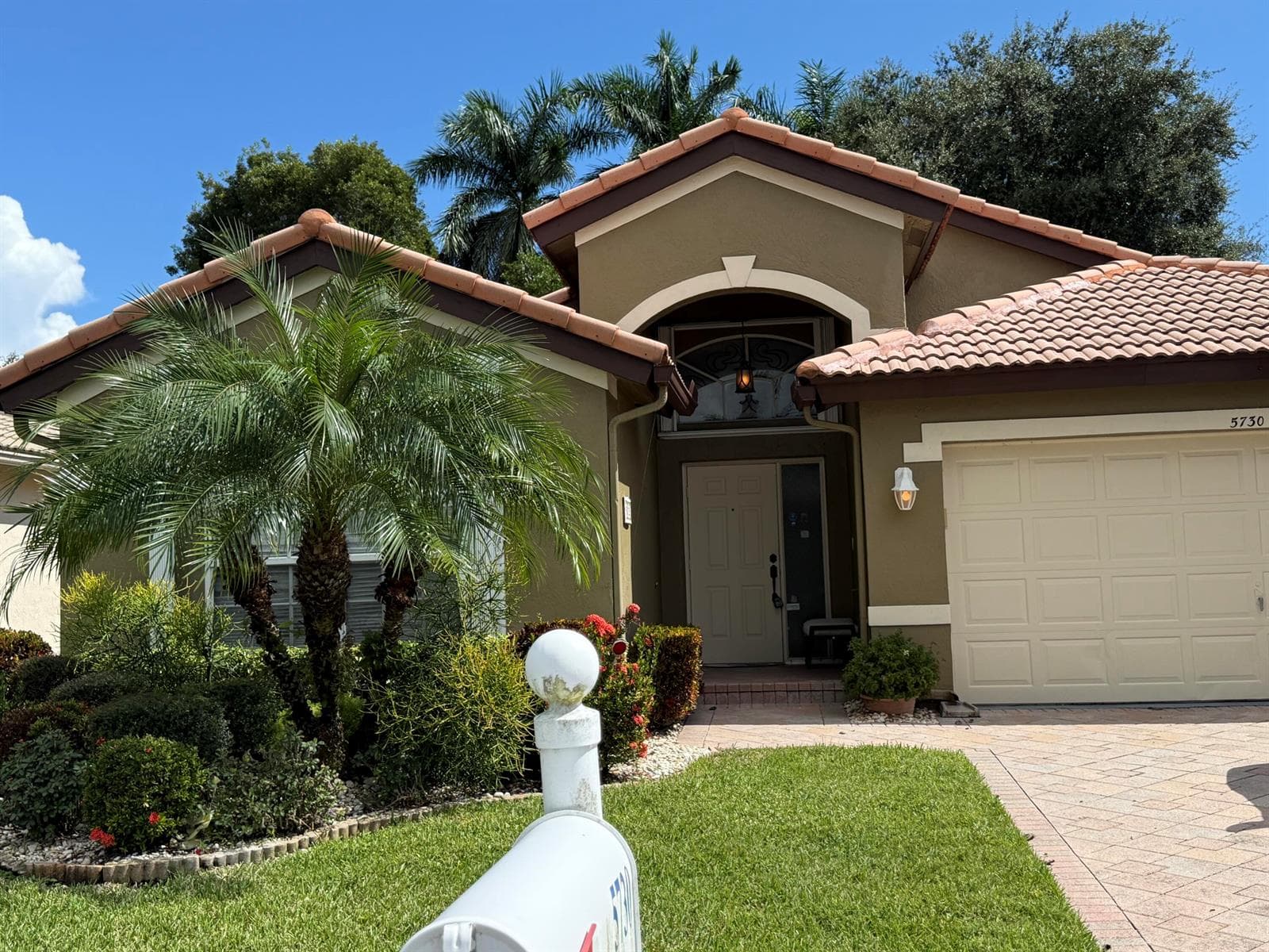 5730 Royal Club Drive, Boynton Beach FL 33437