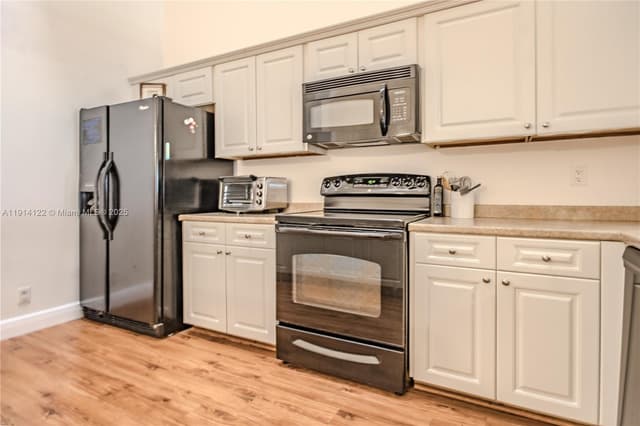 7652 S Pinewalk Dr S # 139, Margate FL 33063 - Margate, FL - Photo 2