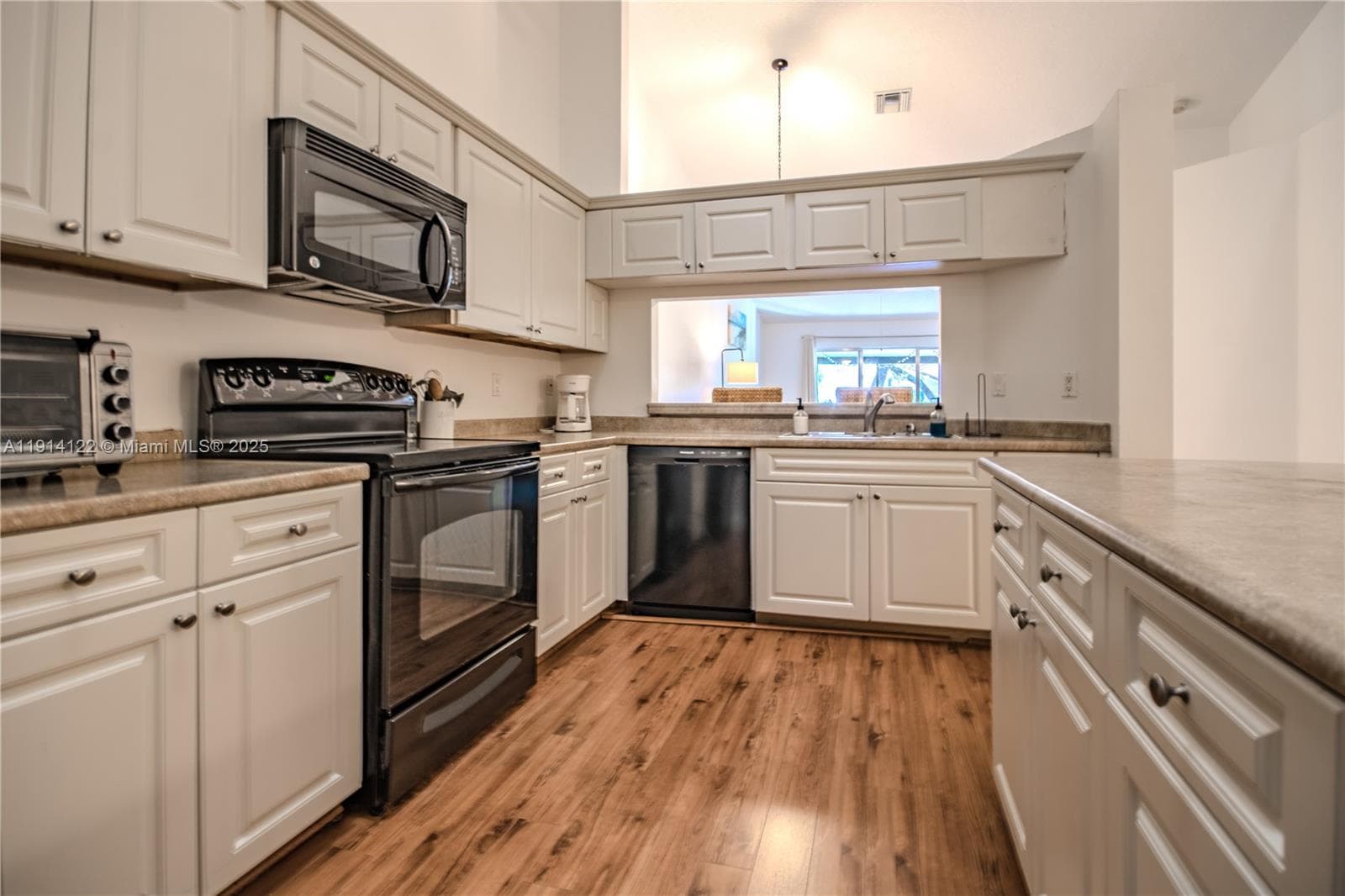 7652 S Pinewalk Dr S # 139, Margate FL 33063 - Margate, FL - Photo 1