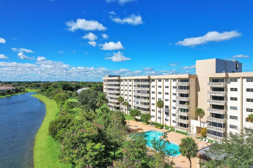 800 NE 195th Street # 601, Miami FL 33179