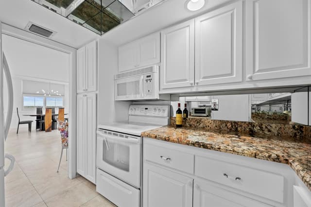 2600 N Flagler Drive # 1007, West Palm Beach FL 33407 - West Palm Beach, FL - Photo 7