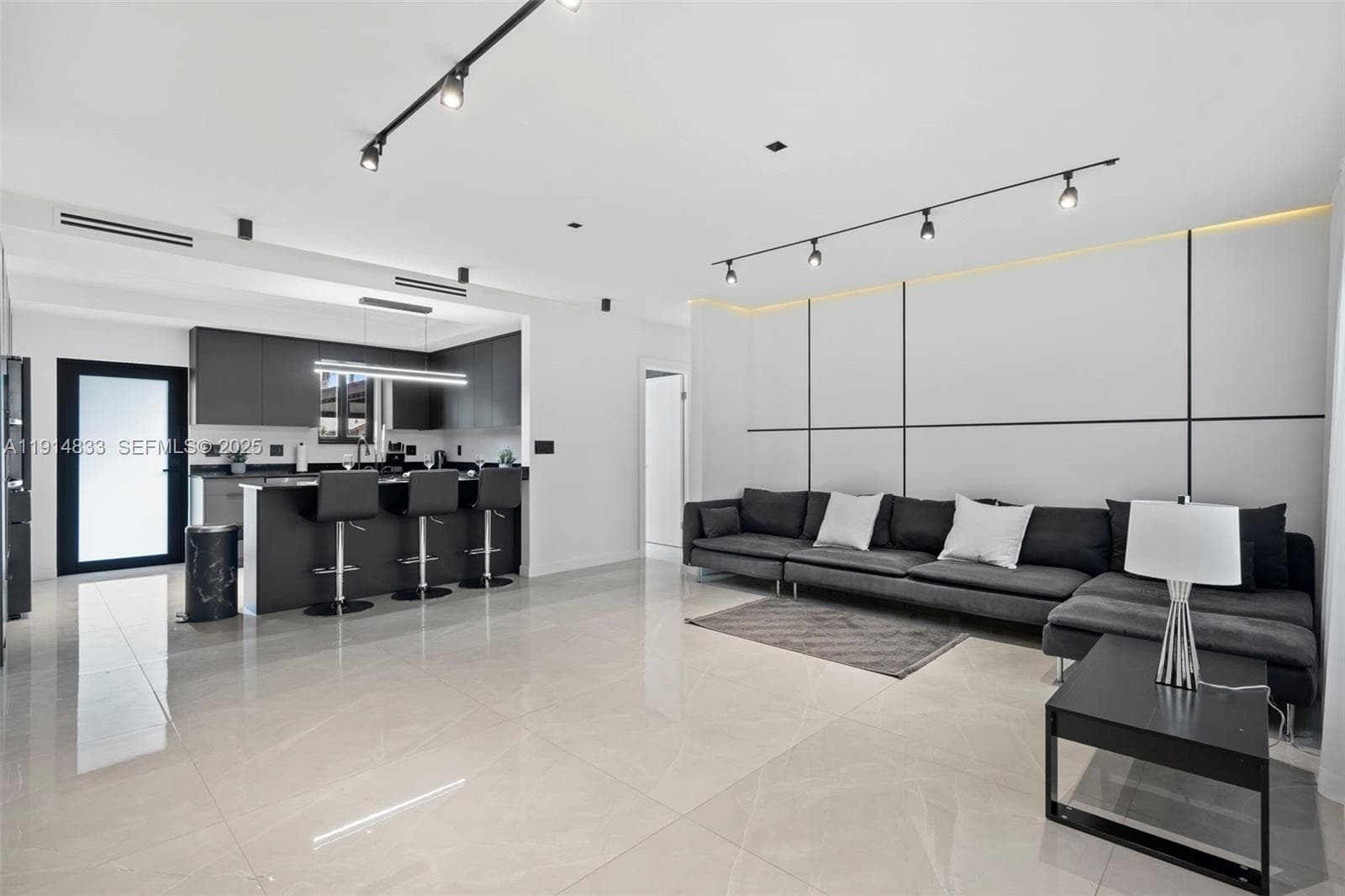 1101 N 14th Ave, Hollywood FL 33020 - Hollywood, FL - Photo 1