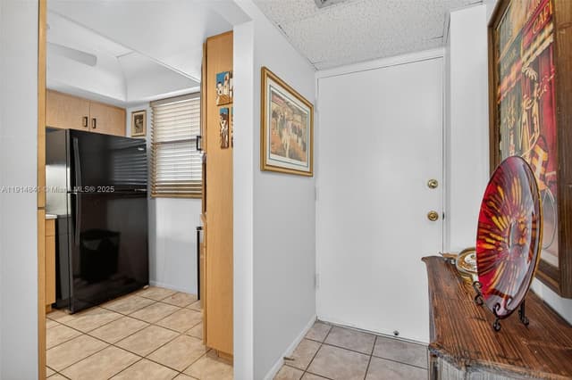 115 Royal Park Dr # 2C, Oakland Park FL 33309 - Oakland Park, FL - Photo 2