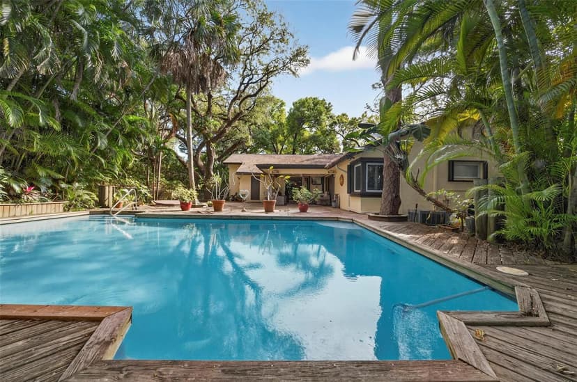 1711 SW 30th Place, Fort Lauderdale FL 33315