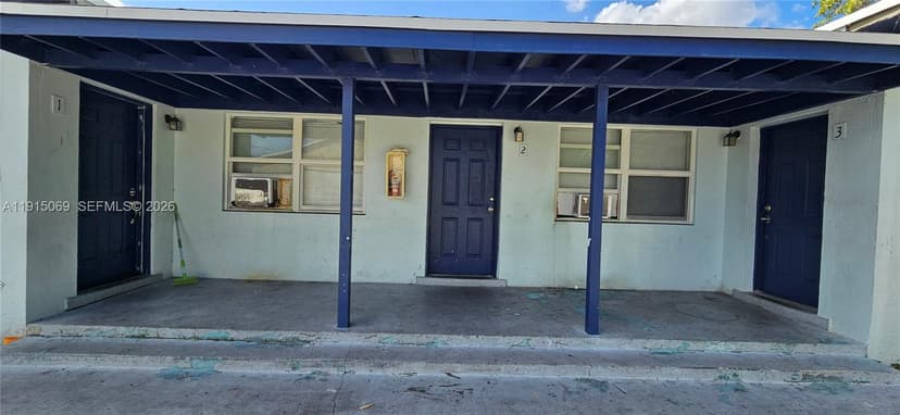 817 Grant St, West Palm Beach FL 33407