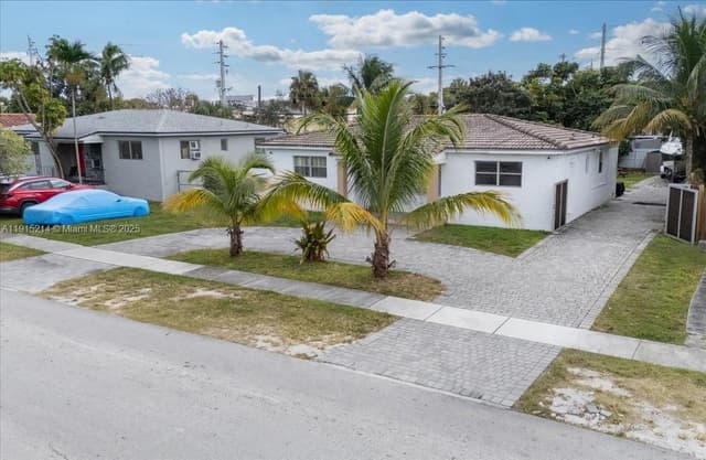 640 NE 168th St, North Miami Beach FL 33162 - North Miami Beach, FL - Photo 7
