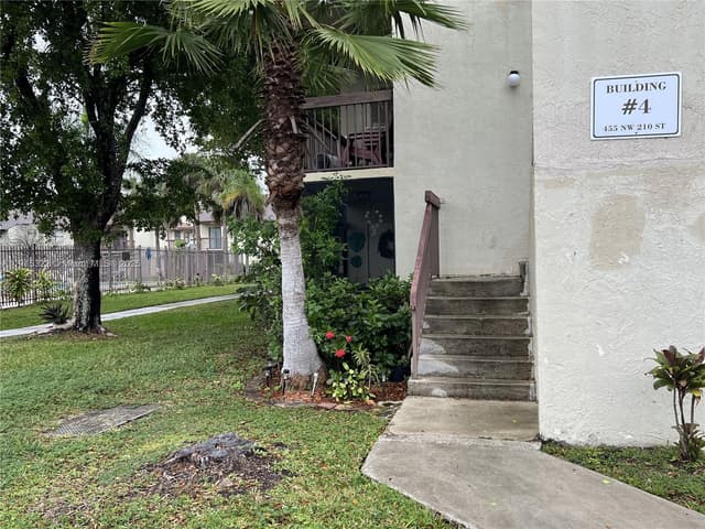455 NW 210th St # 205, Miami Gardens FL 33169 - Miami Gardens, FL - Photo 3