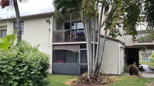 455 NW 210th St # 205, Miami Gardens FL 33169 - Miami Gardens, FL - Photo 4