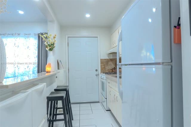 122 NE 204th St # 3, Miami Gardens FL 33179 - Miami Gardens, FL - Photo 7