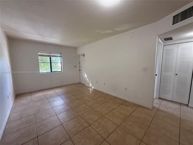 22901 SW 88th Pl # 205, Cutler Bay FL 33190 - Cutler Bay, FL - Photo 4