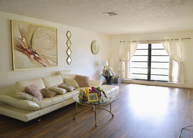 10054 Eaglewood Road # B, Boynton Beach FL 33436 - Boynton Beach, FL - Photo 2