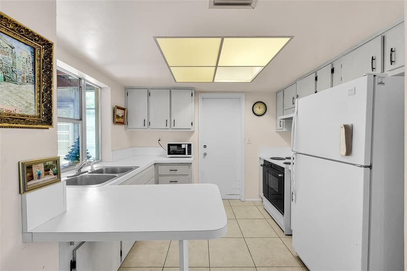 4500 NW 47 Court, Tamarac FL 33319