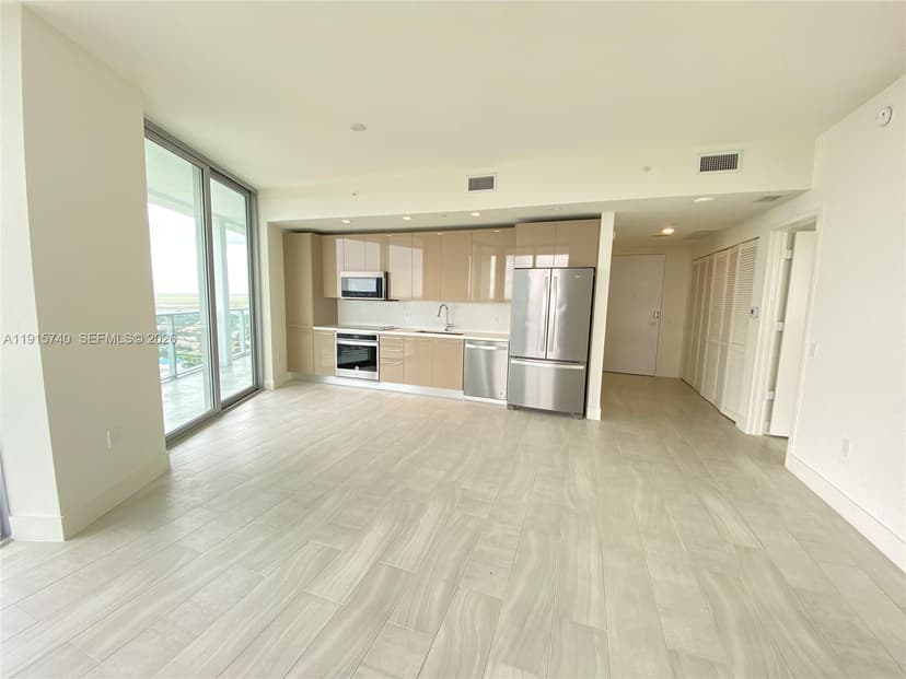 2000 Metropica Way # 2104, Sunrise FL 33323