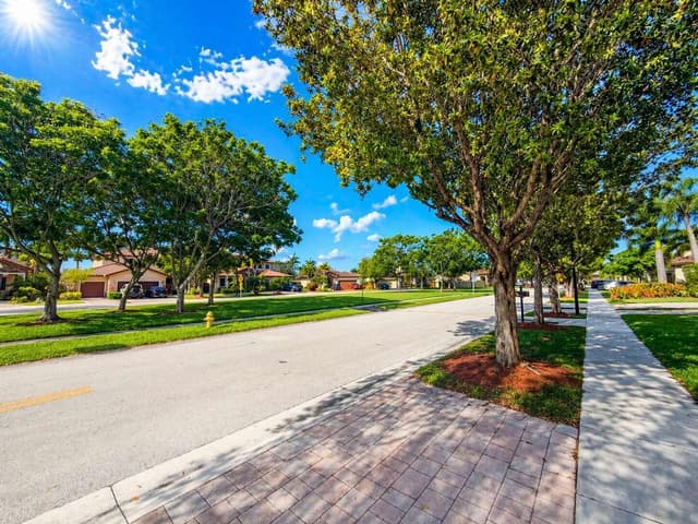 3663 SE 2nd Drive, Homestead FL 33033 - Homestead, FL - Photo 4