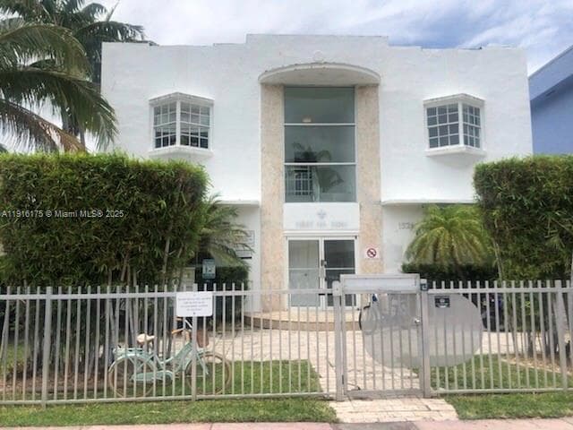 1526 Pennsylvania Ave # 19, Miami Beach FL 33139