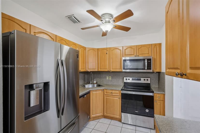 6230 E 2nd Ave, Hialeah FL 33013