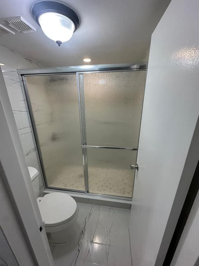 4374 NW 9th Avenue # 3b, Deerfield Beach FL 33064 - Deerfield Beach, FL - Photo 6