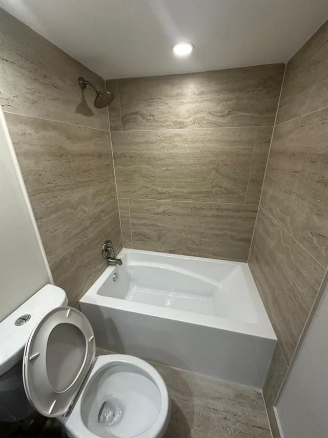 4374 NW 9th Avenue # 3b, Deerfield Beach FL 33064 - Deerfield Beach, FL - Photo 5
