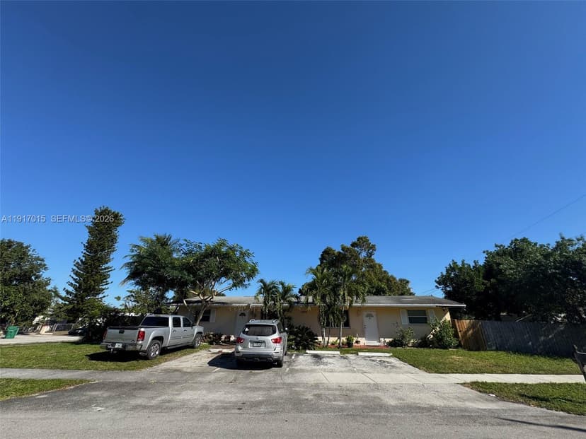 2200 SW 42nd Ave, Fort Lauderdale FL 33317